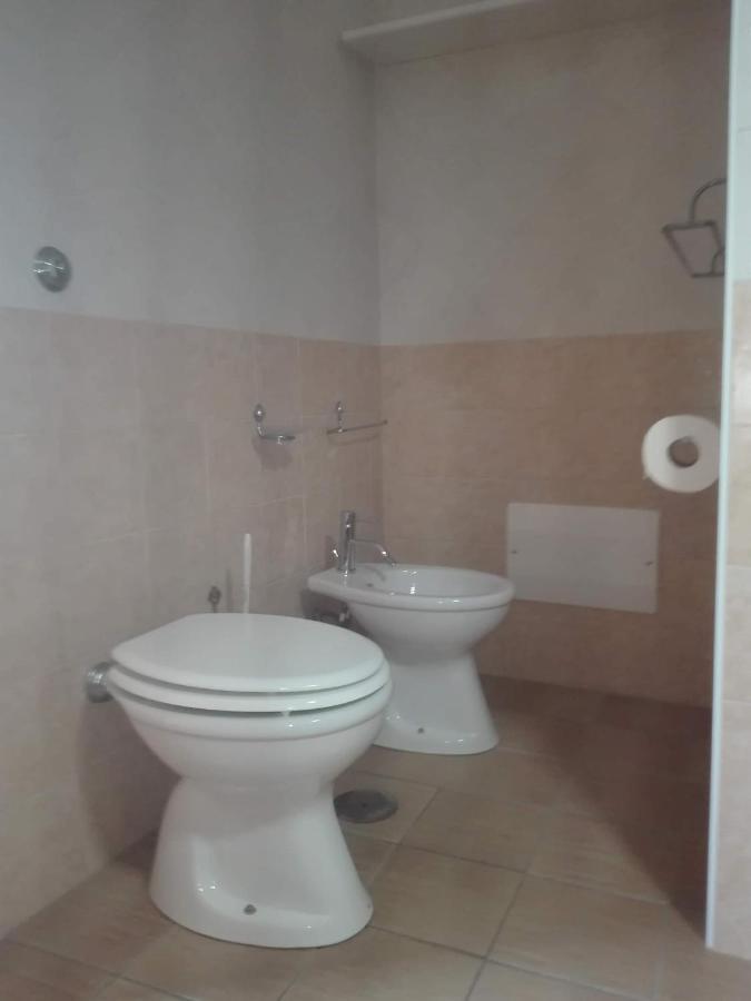 Villa Santoro Ai Tre Ulivi Con Piscina Privata Caiazzo Exterior foto